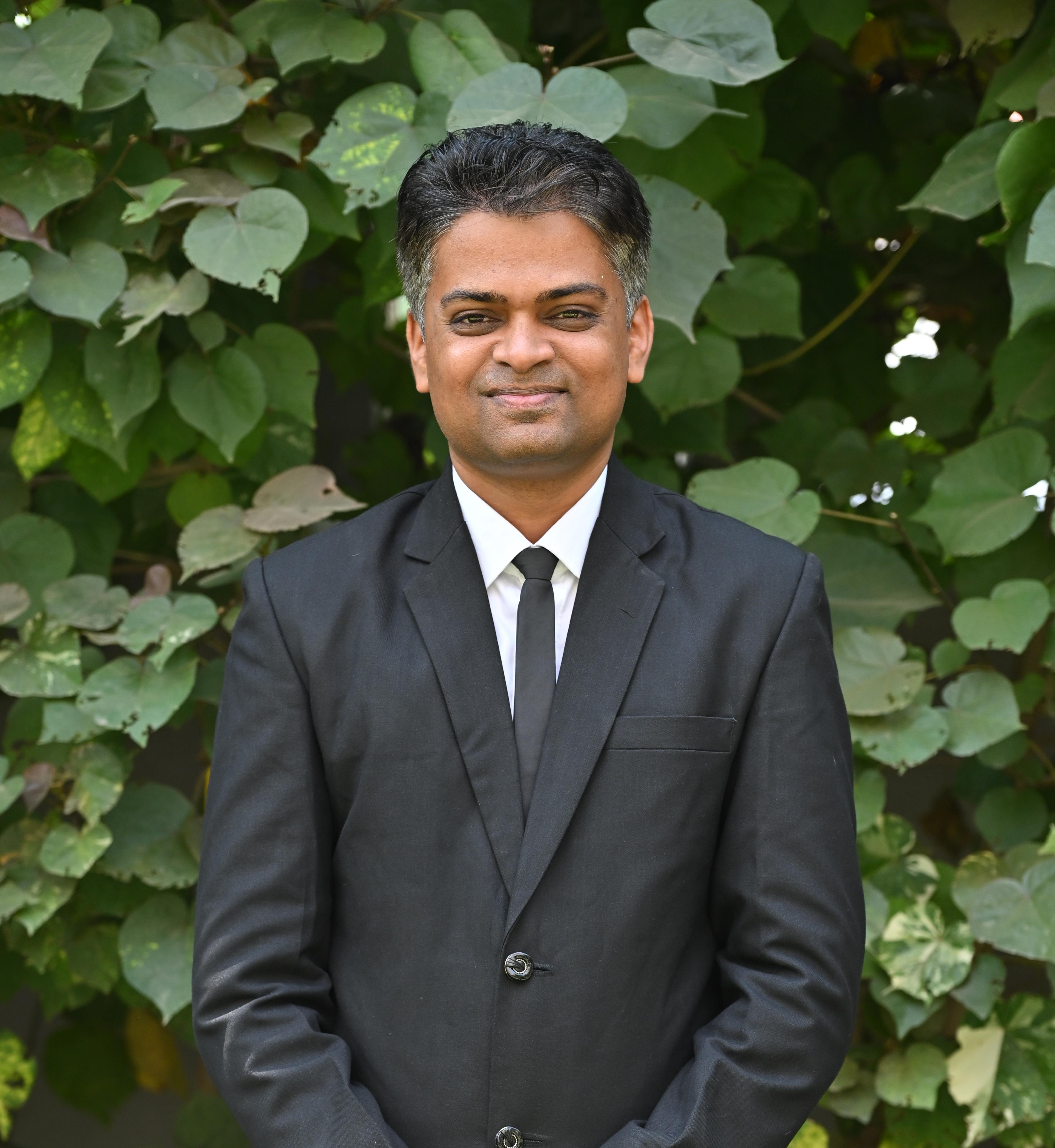 Portrait of Dr. Yogesh Mungra